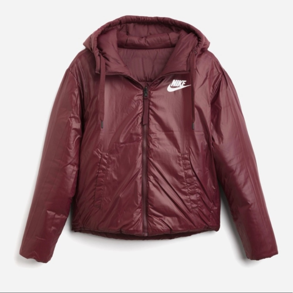 Women’s reversible Nike Puffer